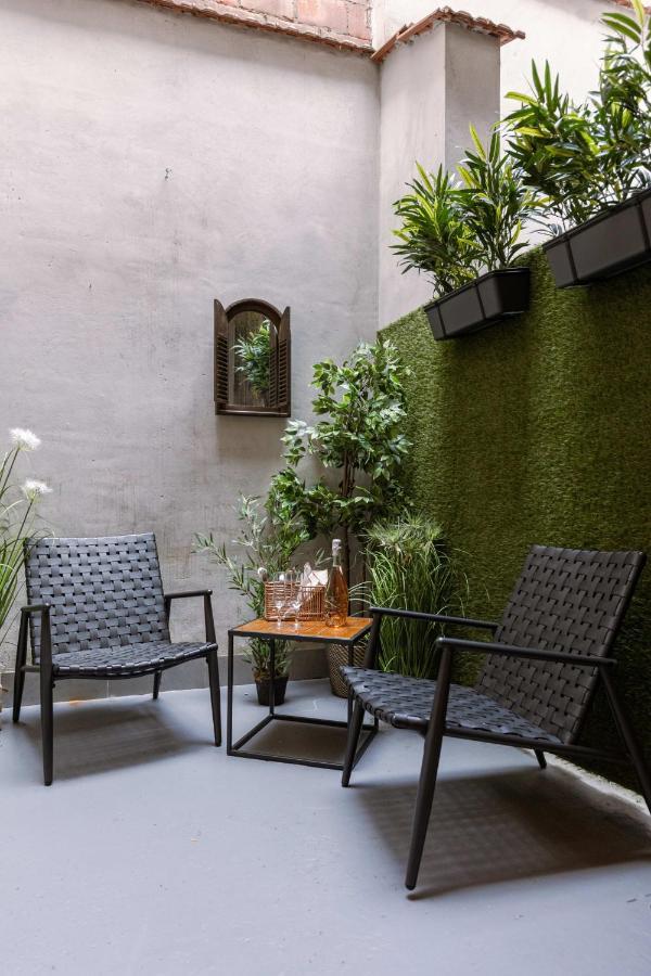 Authentic Apartment In The Heart Of Anversa Esterno foto