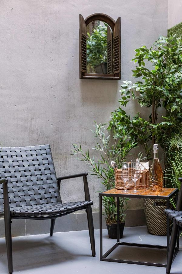 Authentic Apartment In The Heart Of Anversa Esterno foto